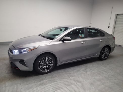 Used 2023 Kia Forte GT-Line FWD image 2