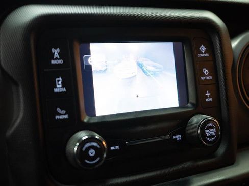 Used 2020 Jeep Gladiator Sport w/ Quick Order Package 24S image 21