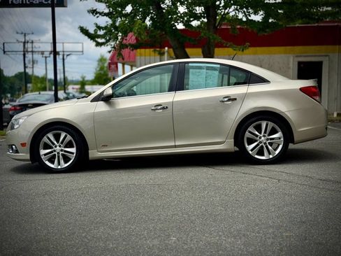 Used 2013 Chevrolet Cruze LTZ w/ RS Package FWD image 4