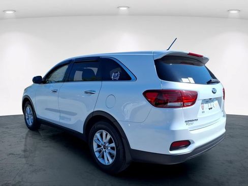 Used 2020 Kia Sorento L FWD image 17