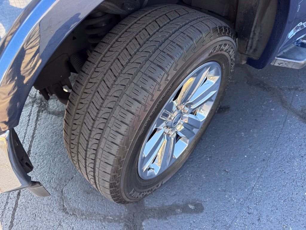 Used 2019 Ford F150 Lariat AWD/4WD image 17