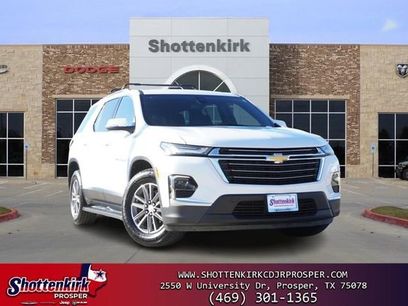 Used 2023 Chevrolet Traverse LT