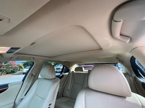 Used 2010 Lexus LS 460 RWD image 14