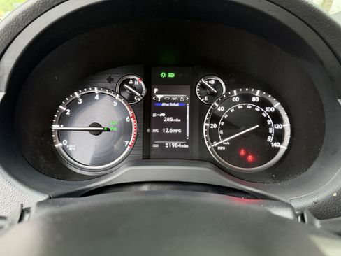 Used 2023 Lexus GX 460 Premium AWD/4WD image 22