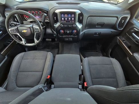 Used 2021 Chevrolet Silverado 1500 LT AWD/4WD image 9
