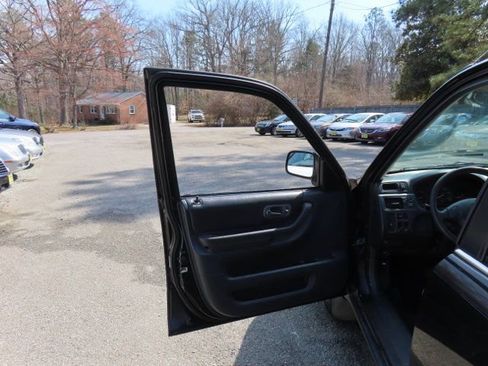 Used 1999 Honda CR-V EX image 14