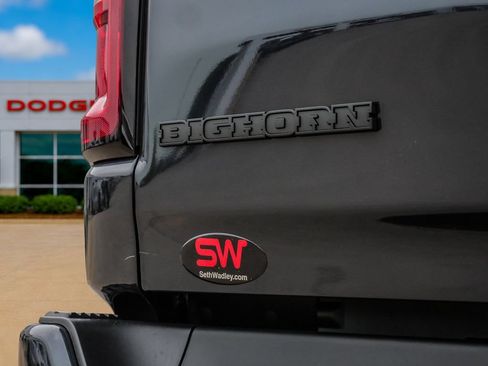 New 2026 RAM 1500 4x4 Crew Cab image 12