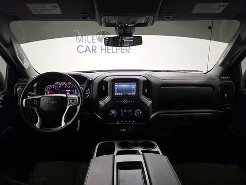 Used 2022 Chevrolet Silverado 1500 Custom Trail Boss w/ Safety Confidence Package AWD/4WD image 16