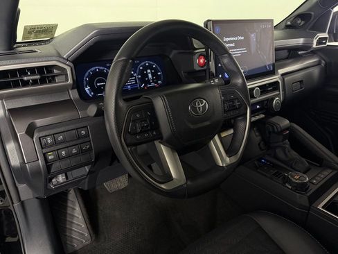 Used 2025 Toyota 4Runner TRD Off-Road Premium w/ Tow Technology Package AWD/4WD image 21