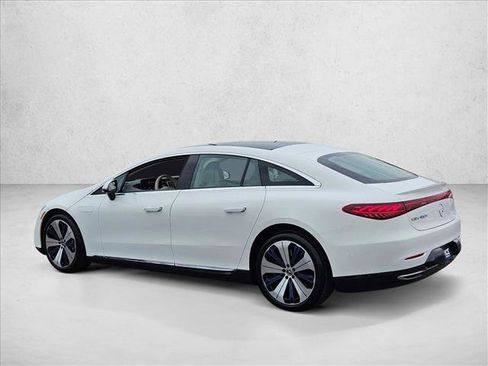 Used 2022 Mercedes-Benz EQS 450+ Sedan image 8