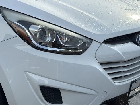 Used 2015 Hyundai Tucson GLS w/ Option Group 02 image 12