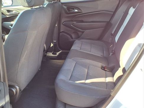 Used 2025 Chevrolet Trax RS w/ Driver Confidence Package image 11