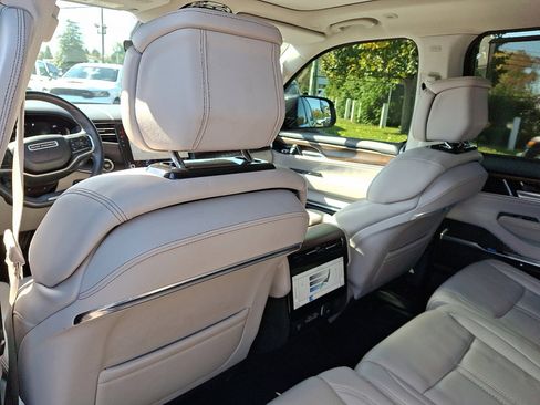 Used 2022 Jeep Grand Wagoneer Series I w/ HD Trailer Tow Package image 21