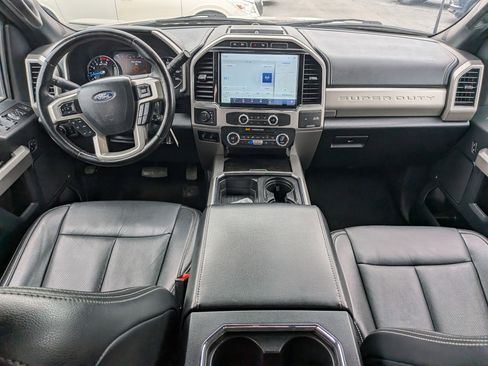 Used 2022 Ford F450 Lariat w/ Chrome Package image 26