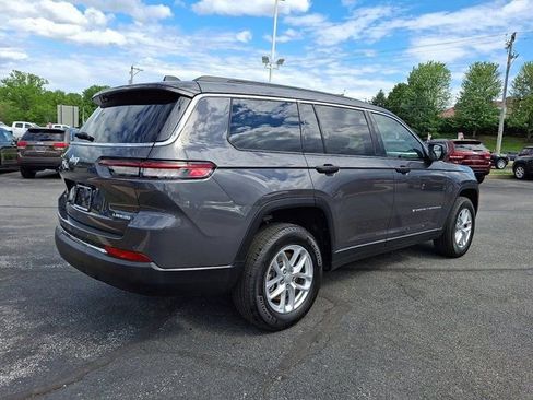 Certified 2025 Jeep Grand Cherokee L Laredo AWD/4WD image 8
