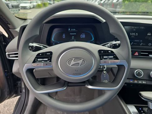 New 2026 Hyundai Elantra SE image 23