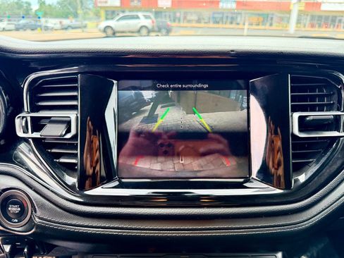 Used 2021 Dodge Durango SXT RWD image 16