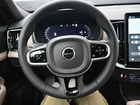 New 2026 Volvo XC90 B6 Plus w/ Protection Package Premier image 24