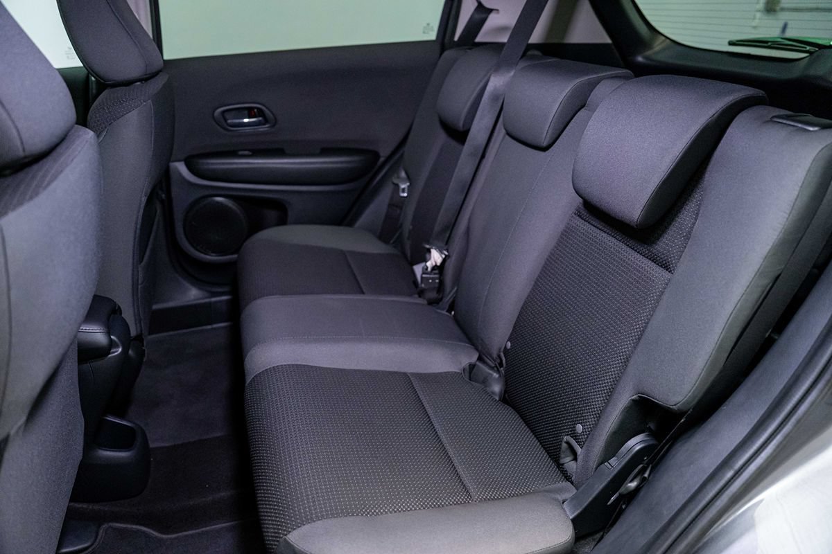 Used 2022 Honda HR-V LX image 13