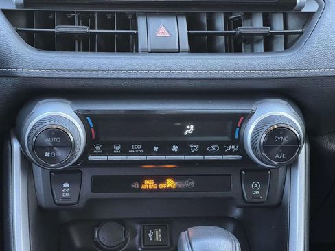 Used 2024 Toyota RAV4 XLE image 5