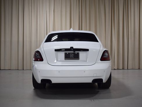 Certified 2022 Rolls-Royce Ghost Black Badge image 10