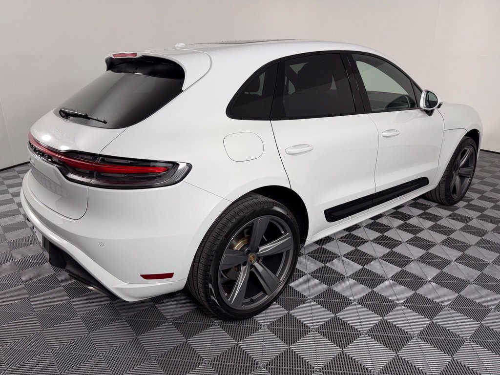 Used 2023 Porsche Macan AWD/4WD image 11