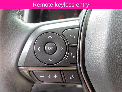Used 2022 Toyota Camry XSE FWD image 12