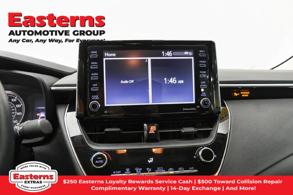 Used 2021 Toyota Corolla LE w/ Carpet Mat Package (TMS) FWD image 12