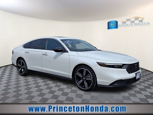 Certified 2025 Honda Accord Sport image 1