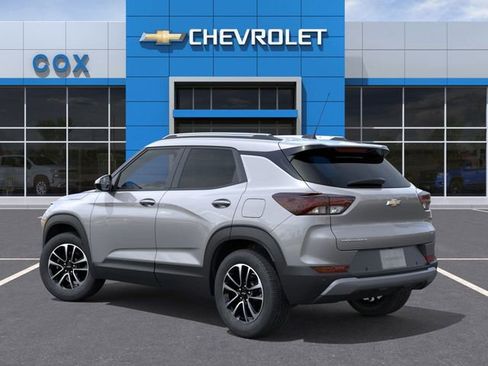 New 2026 Chevrolet TrailBlazer LT w/ Convenience Package FWD image 3