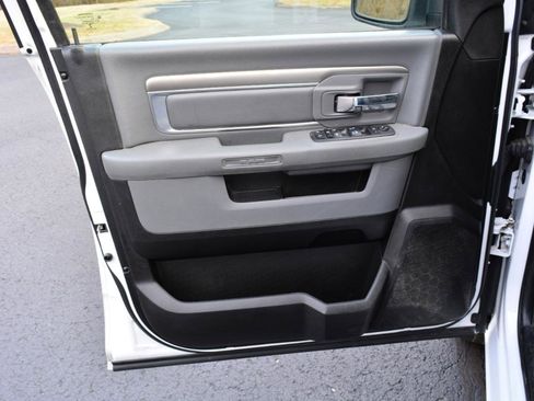 Used 2019 RAM 1500 Big Horn image 9