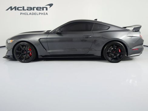 Used 2020 Ford Mustang Shelby GT350R w/ GT350R Equipment Group 920A RWD image 8