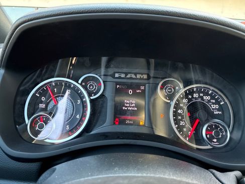 New 2026 RAM 2500 Big Horn AWD/4WD image 16