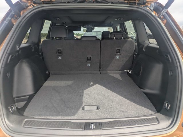New 2026 Jeep Grand Cherokee Limited AWD/4WD image 13