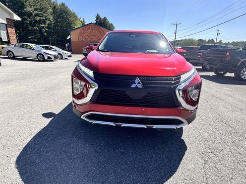 Used 2024 Mitsubishi Eclipse Cross SE AWD/4WD image 2