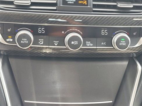 Used 2021 Honda Accord Touring image 20