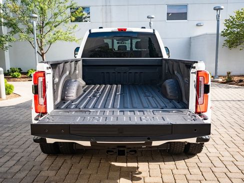 Used 2024 Ford F450 Limited w/ FX4 Off-Road Package image 22