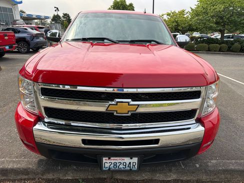 Used 2011 Chevrolet Silverado 1500 LT w/ Texas Edition RWD image 2