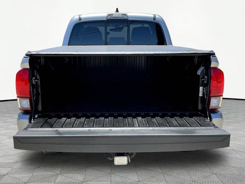 Used 2021 Toyota Tacoma SR AWD/4WD image 7