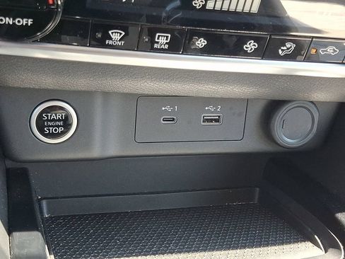 Certified 2023 Nissan Rogue SV AWD/4WD image 24