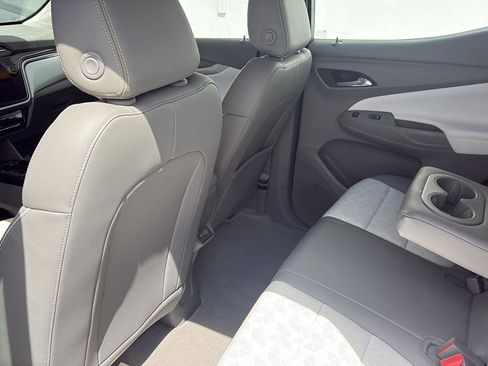 Used 2022 Chevrolet Bolt EUV Premier w/ Sun & Sound Package image 24