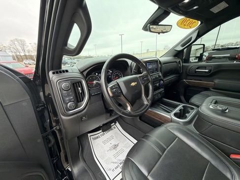 Used 2020 Chevrolet Silverado 2500 High Country w/ Z71 Off-Road Package AWD/4WD image 15