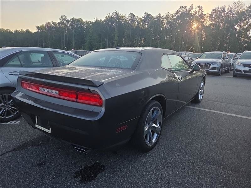 Used 2013 Dodge Challenger R/T Plus RWD image 11