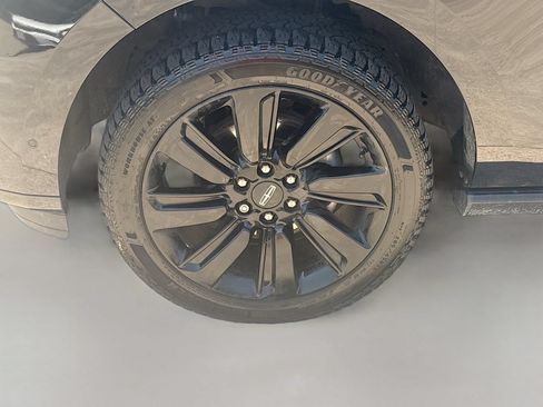 Used 2023 Lincoln Navigator Reserve AWD/4WD image 33