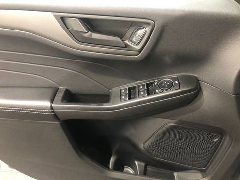 Used 2025 Ford Escape Active image 12