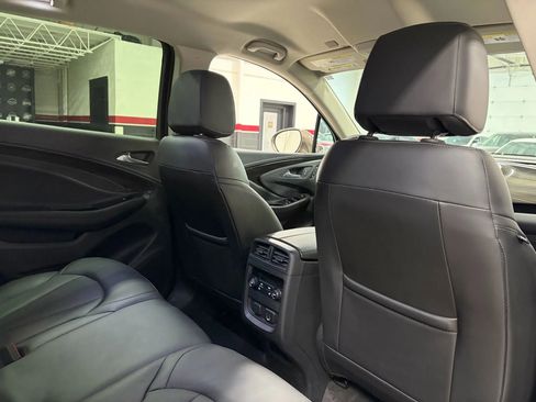 Used 2019 Buick Envision Essence image 32