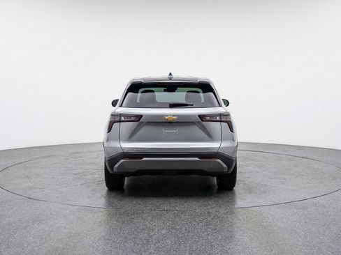 Used 2025 Chevrolet Equinox LT image 7