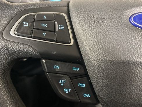 Used 2022 Ford EcoSport S image 19