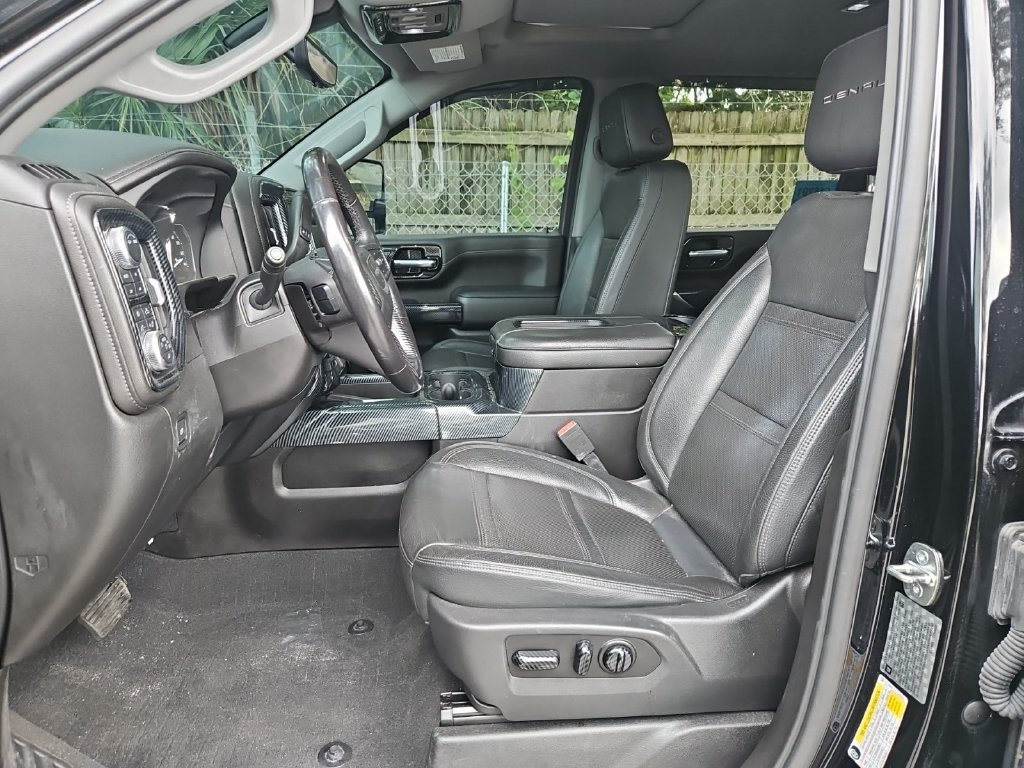 Used 2020 GMC Sierra 2500 Denali w/ Denali Ultimate Package AWD/4WD image 4