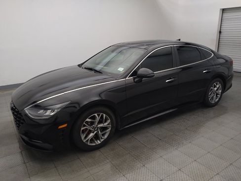 Used 2020 Hyundai Sonata SEL FWD image 2